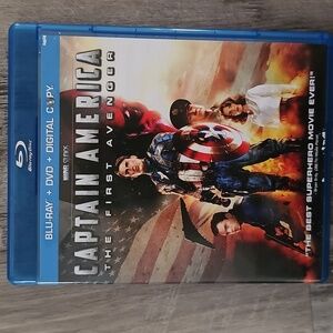 Captain America The First Avenger Blue Ray + DVD + Digital Copy